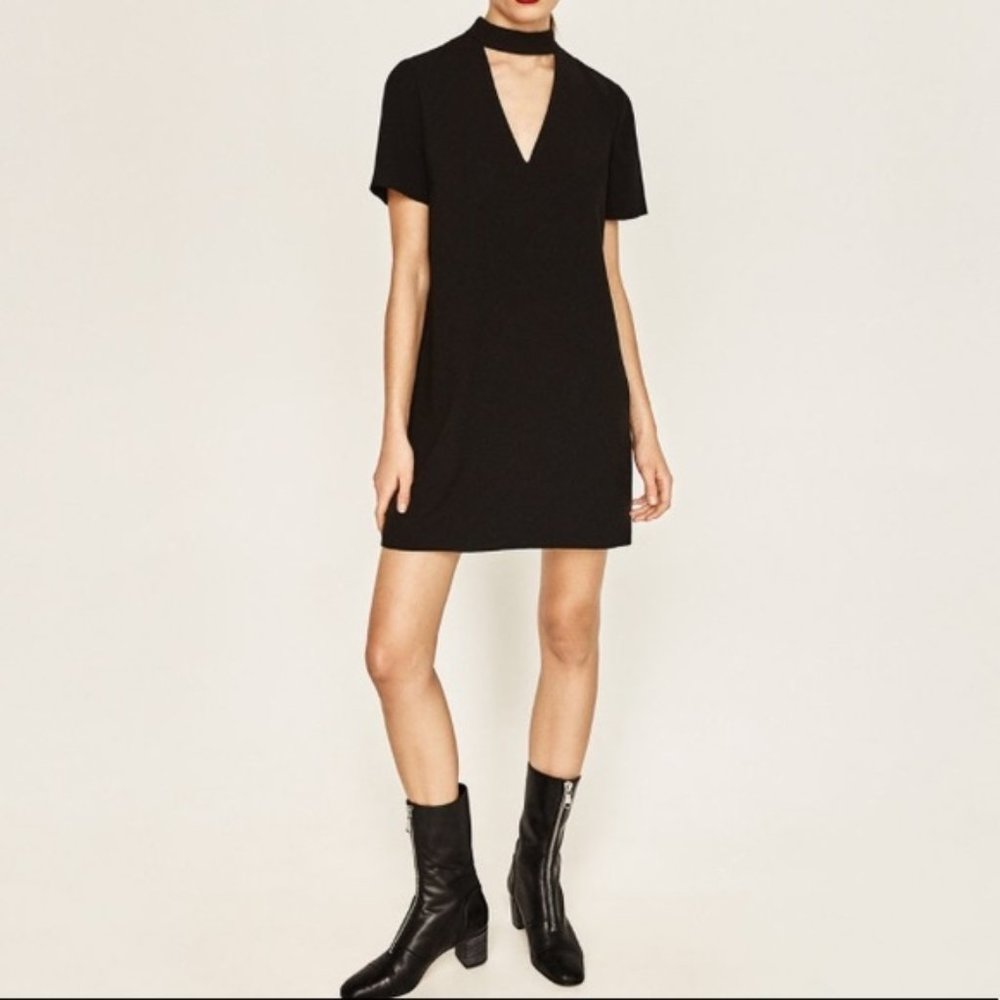 Zara Black Mini Shift Choker Neck Dress, Sort Sleeves,  Medium